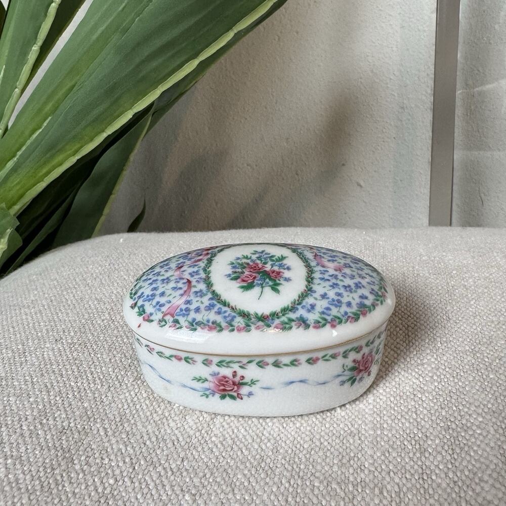 Vintage Otagiri 3" Porcelain Oval Trinket Box Rosa Tavistock Floral Signed Japan